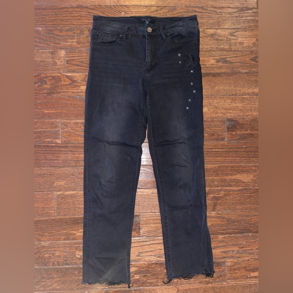 Sanctuary Denim size 27 black washed jean straight leg crop moon stars design